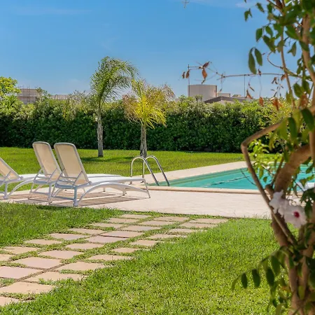 Bouganville Con Piscina By Wonderful Italy Villa Syracuse