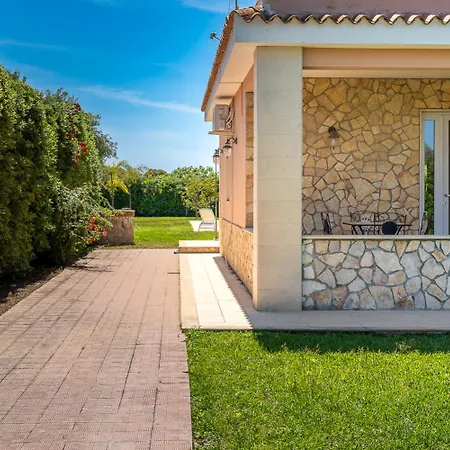Bouganville Con Piscina By Wonderful Italy Syracuse