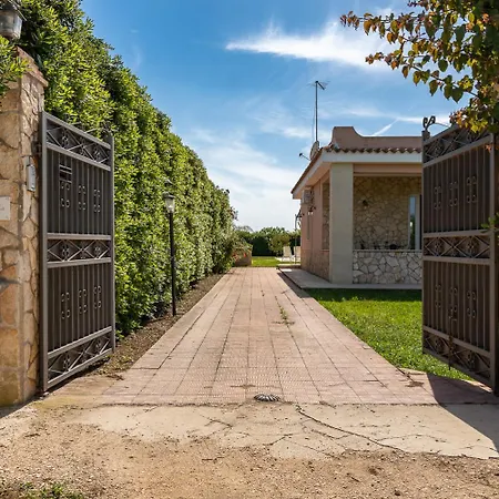 Villa Bouganville Con Piscina By Wonderful Italy
